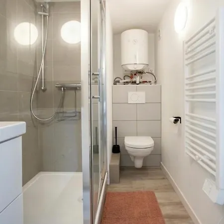 Doux Pavillon - Le Pin Apartment